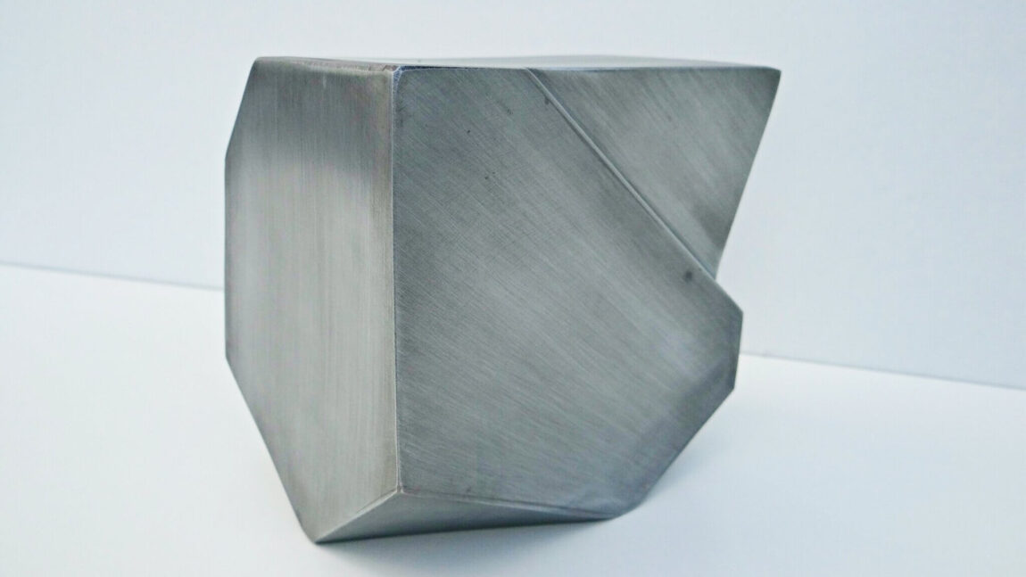 Special Polyhedra III Cremation Urn ⋆ Art-Memorials.com